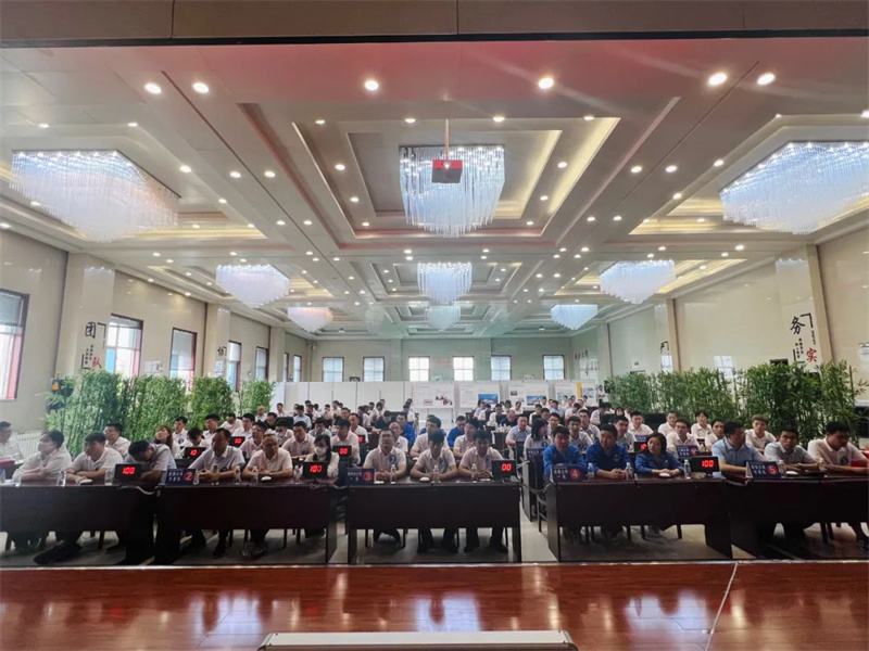 新型能源公司舉辦“學(xué)法規(guī)、抓落實、強管理”安全生產(chǎn)普法知識競賽活動-2.jpg
