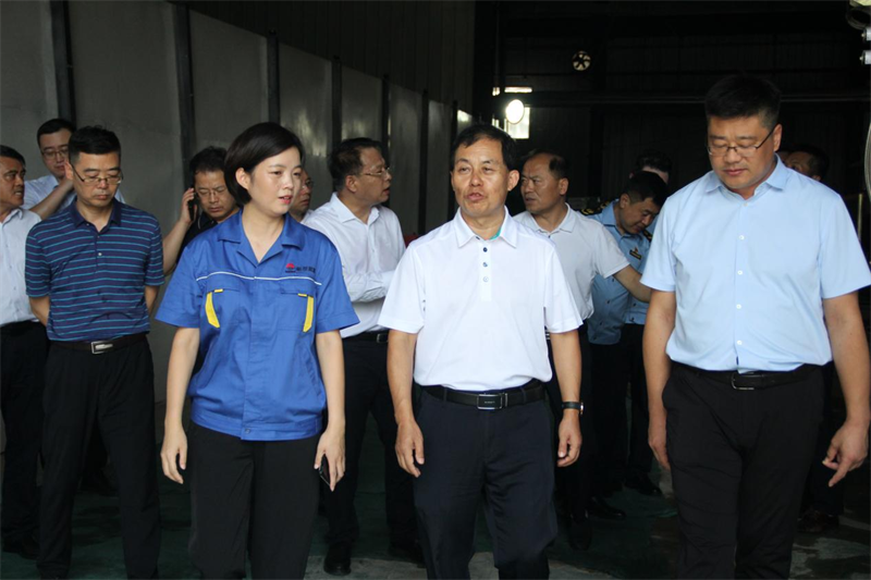 咸陽市常委、副市長楊武民到新型能源咸陽公司考察調(diào)研-1.png