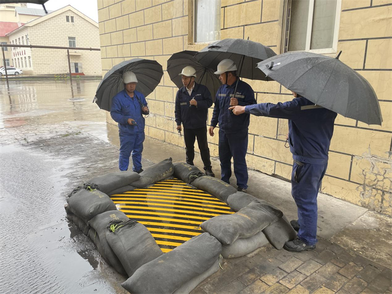 撐起雨季三防“保護傘”.png